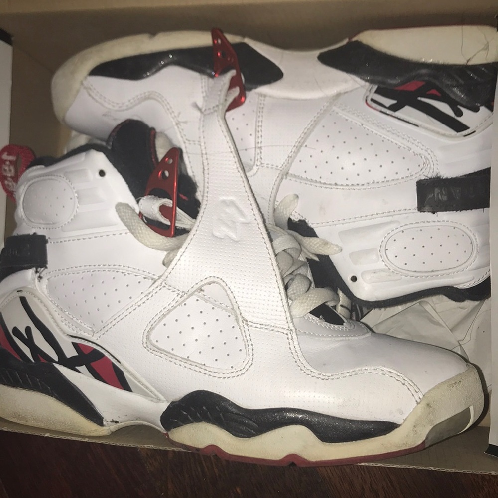 Jordan 8 - Picture 2 of 2